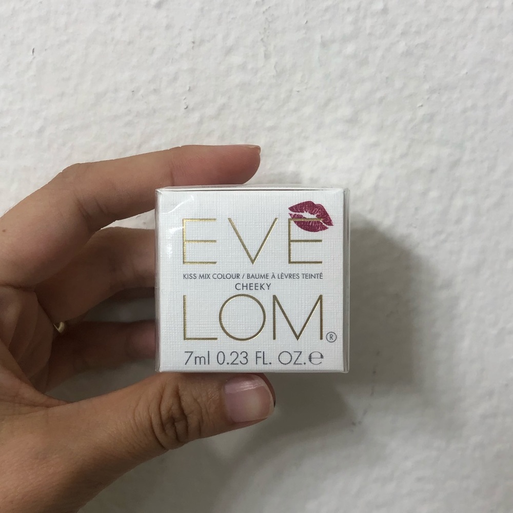 Eve Lom kiss mix plumping moisturizing lip balm